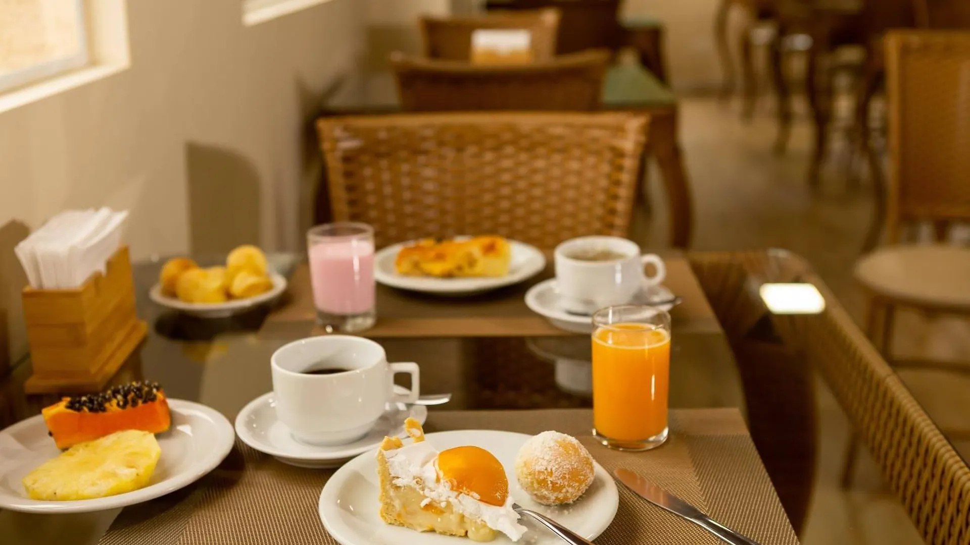 **** Hotel Pousada Kaliman Campos Do Jordao - Luxo Brazil